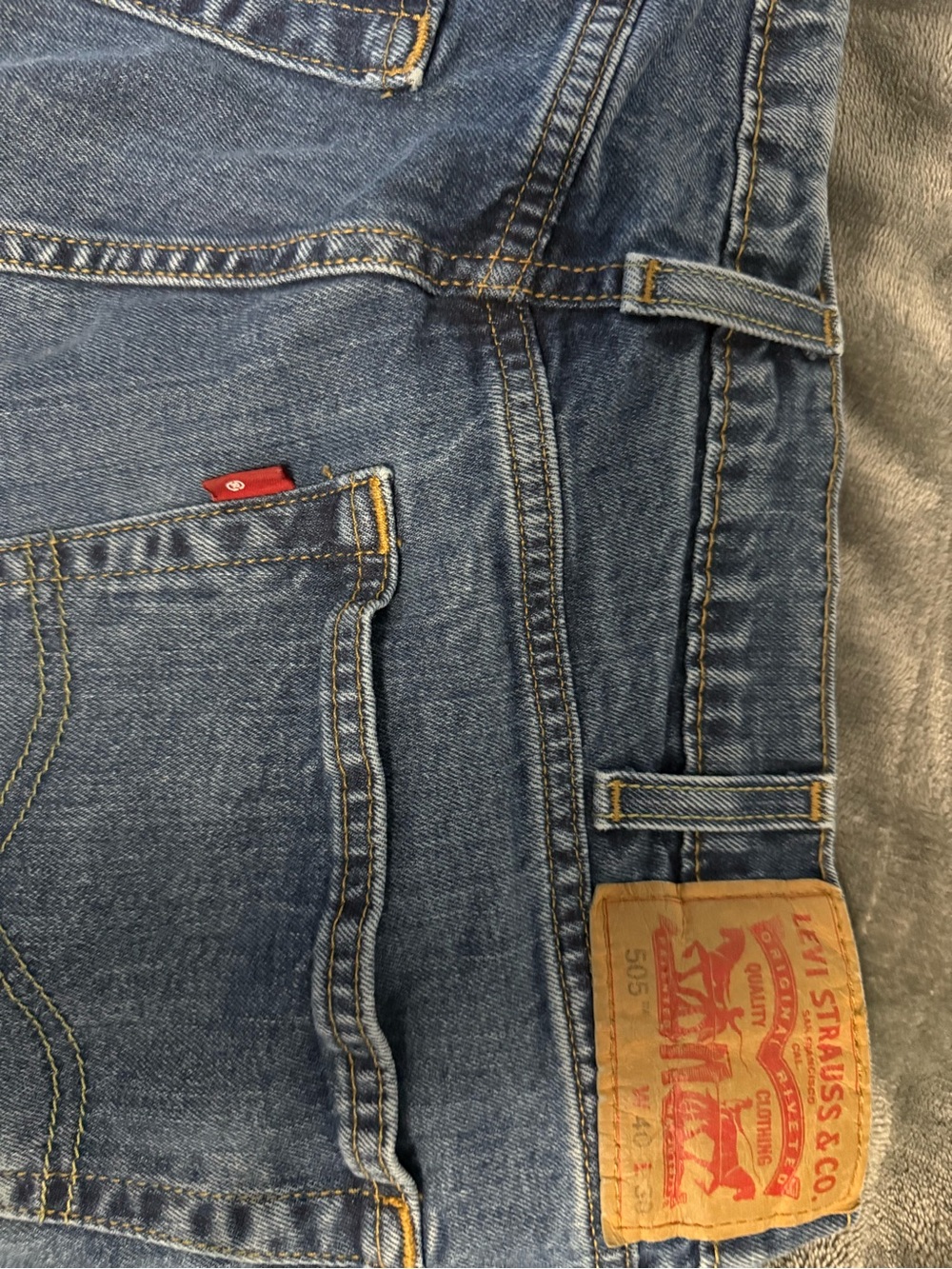 Levi's Men's Straight Leg Jeans - Medium Blue with Red Tab